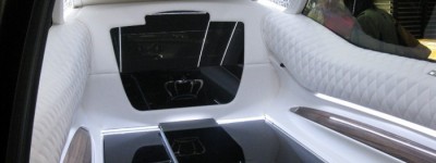 Vehicule de transport de corps